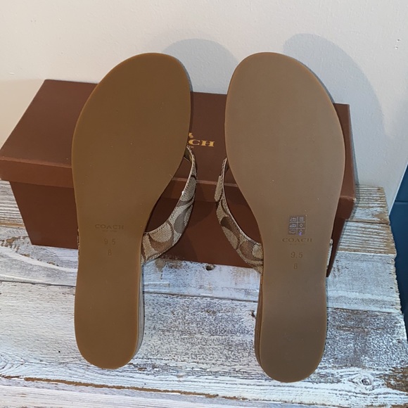 COACH NIB Sommer Flip Flop Sz 9.5 - Picture 4 of 6